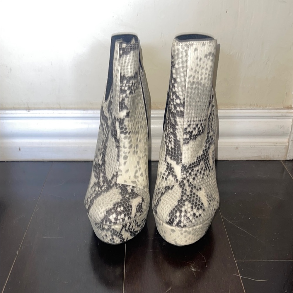 Snakeskin Patterned Ankle Boots
